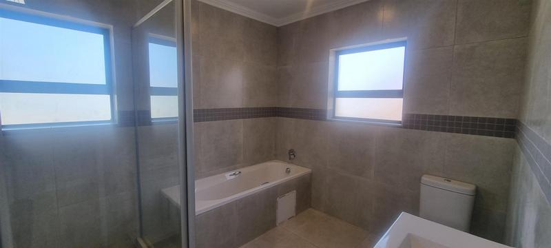 3 Bedroom Property for Sale in Fraaiuitsig Western Cape